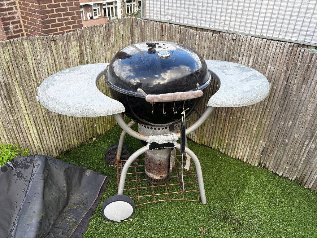 Weber bbq met zijtafels en wielen, Tuin en Terras, Ophalen, Gebruikt, Weber