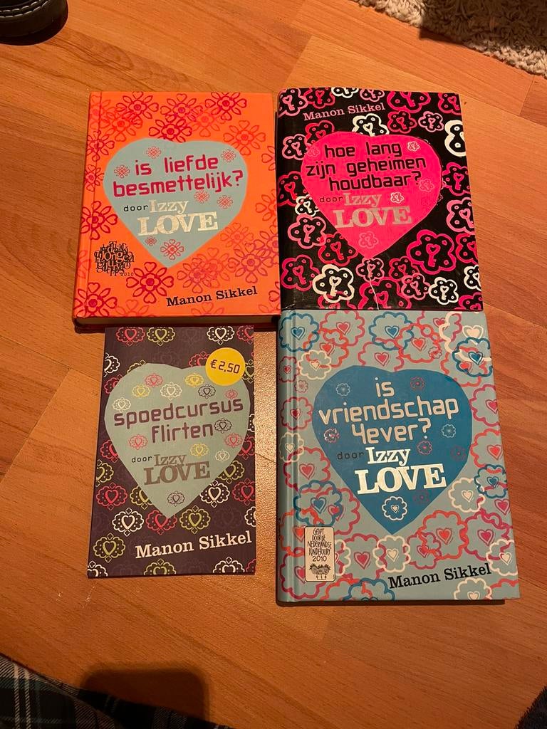 Boeken voor tienermeiden Manon Sikkel, Boeken, Ophalen of Verzenden, Zo goed als nieuw