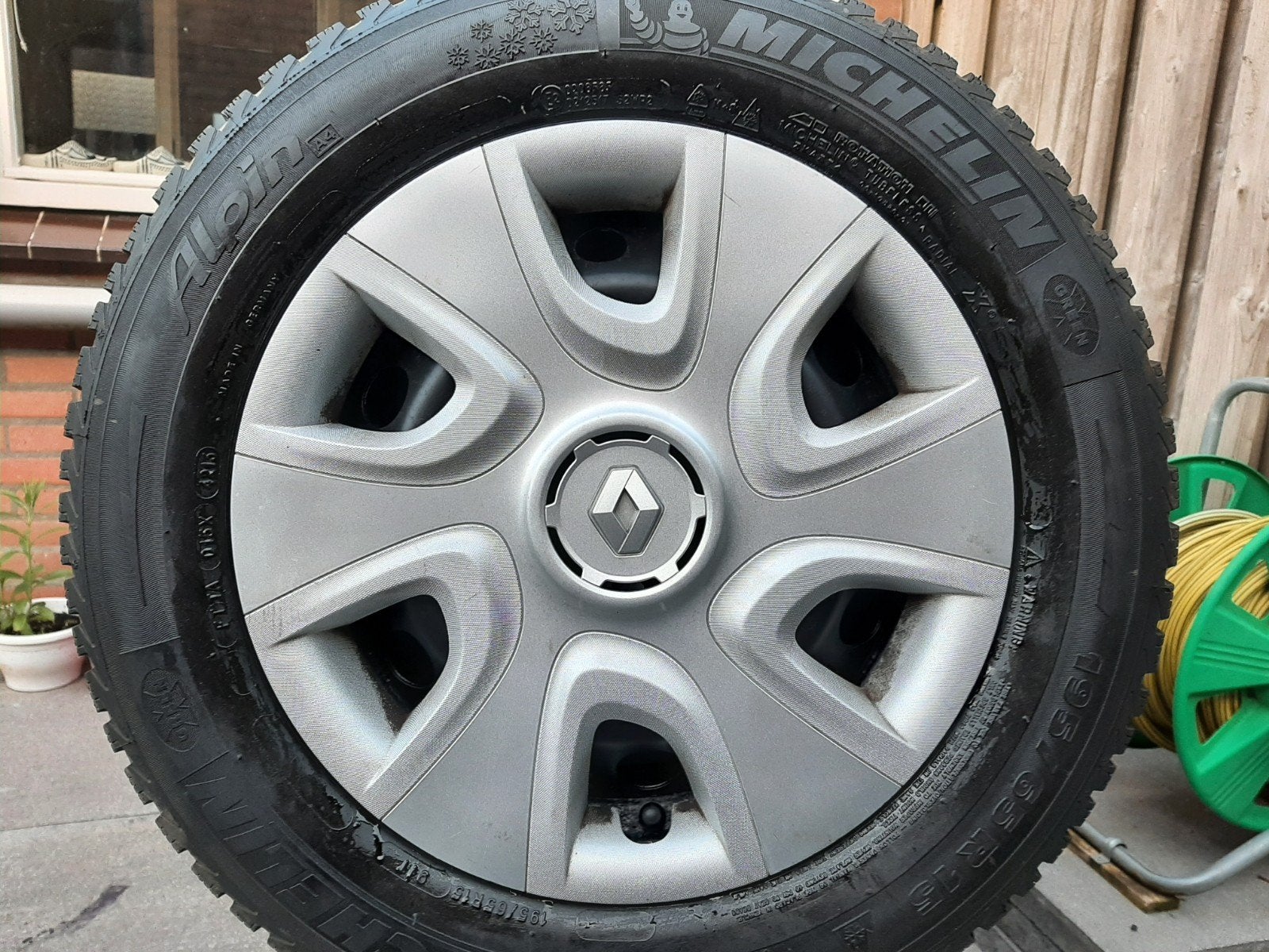 Te koop Origineel Renault Clio velgen 195/65 inch., Ophalen, Gebruikt, 15 inch, Banden en Velgen