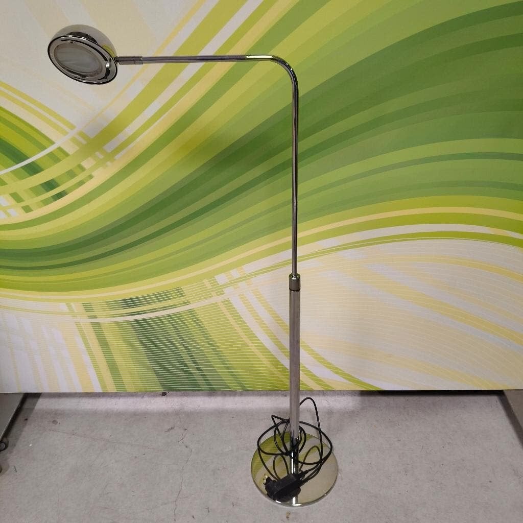 Ikea vloerlamp ihv chroom Vintage model  ihv 90 tot 125 cm, Ophalen, Gebruikt, 100 tot 150 cm