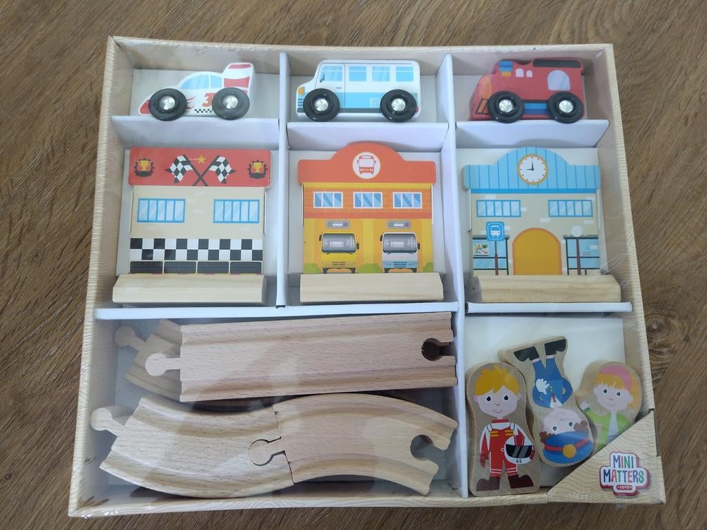 Houten speelgoed cars track set, Ophalen of Verzenden, Nieuw, Rij- of Hobbelspeelgoed