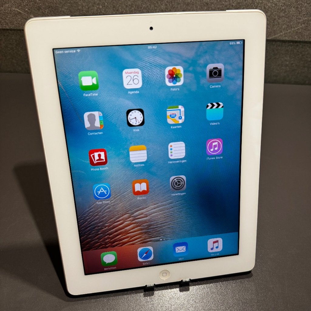 iPad 2e gen. 9.7” mod A1396 zilver 32GB opslag 512 MB RAM -, Gebruikt, 32 GB, Apple iPad, Wi-Fi