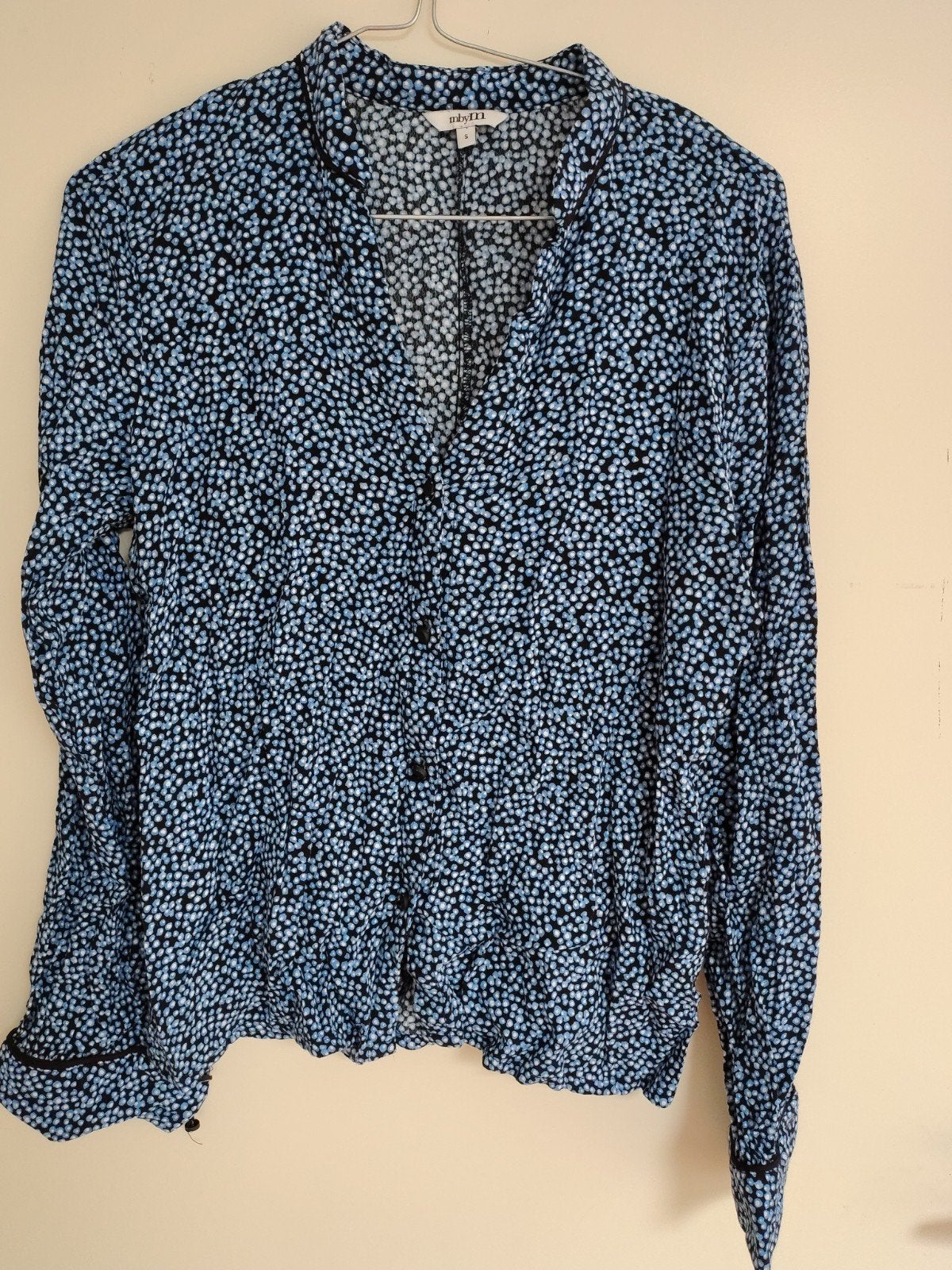 mbyM Blouse met stippenprint - Maat S, Blauw, Ophalen of Verzenden, Zo goed als nieuw, Maat 36 (S)