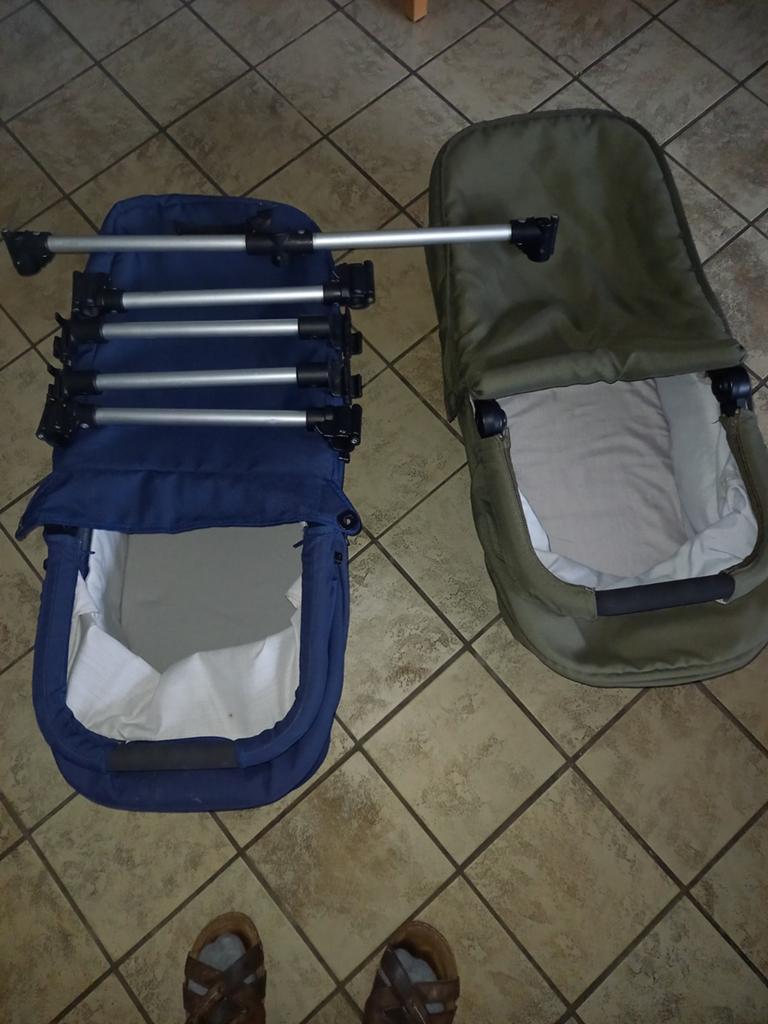 Easywalker reiswieg (2 stuks) met adapters, Ophalen, Overige merken, Met reiswieg