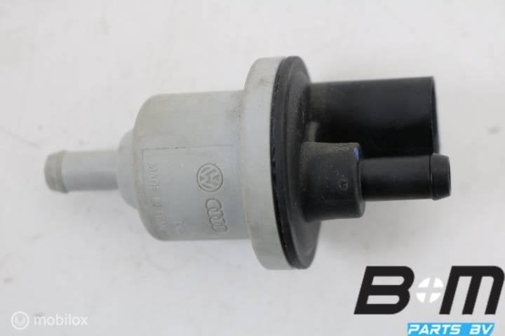 Magneetklep in onderdruksysteem VW Up! 06D133517B, Gebruikt