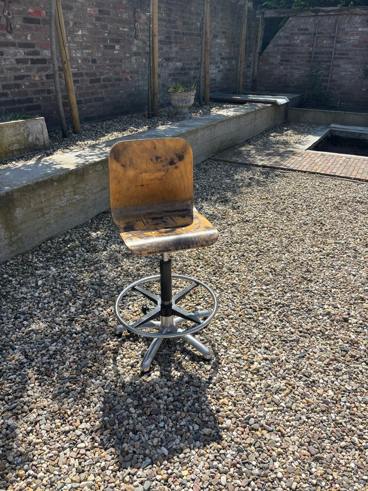 Industriële atelierstoel met gasveer, Ophalen, Gebruikt, Bruin, Eén