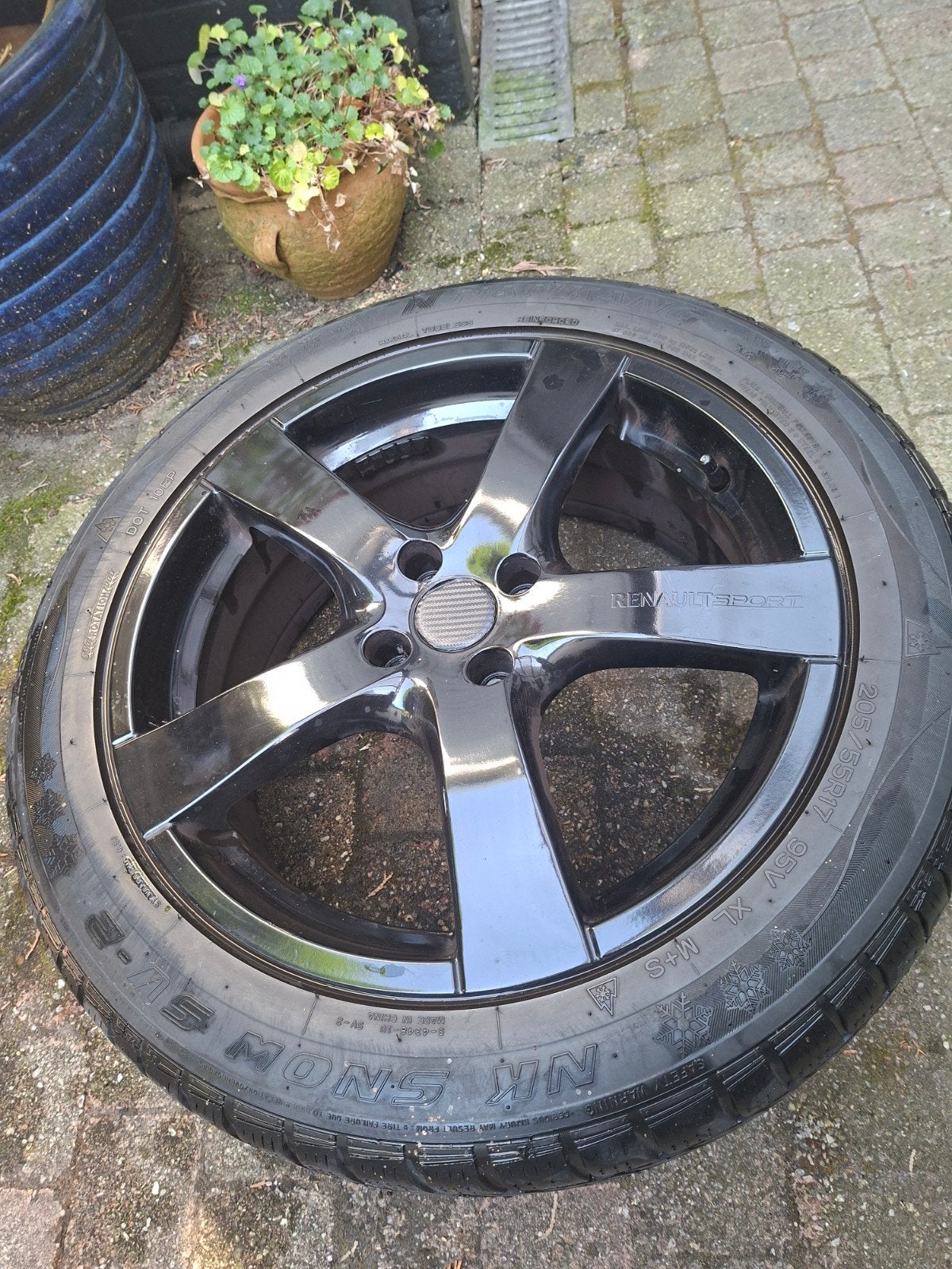 Renault Sport 17 inch velg met NK Snow winterband, Gebruikt, Banden en Velgen, 17 inch, Personenwagen