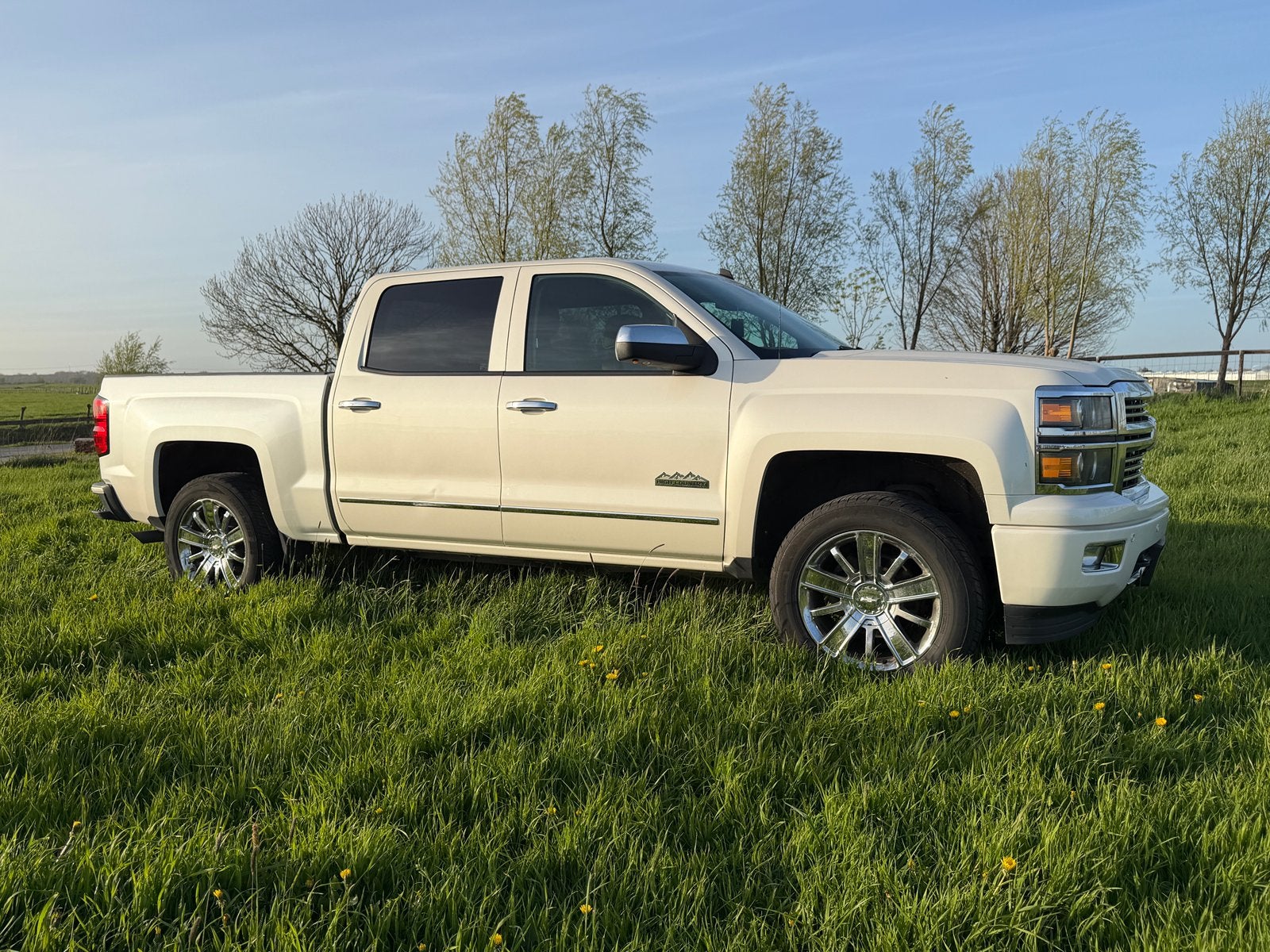 Chevrolet 2014 Wit, Auto's, Bestelauto's, Chevrolet, LPG, Geïmporteerd, Wit, Ophalen