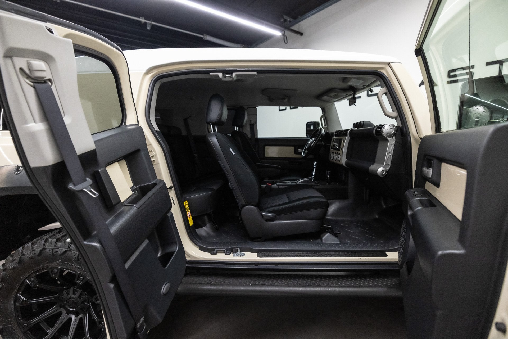 Toyota FJ Cruiser VVT-i V6 Btw auto, Fiscale waarde € 8.00, Auto's, Toyota, Automaat, Stof, Gebruikt, 4000 cc