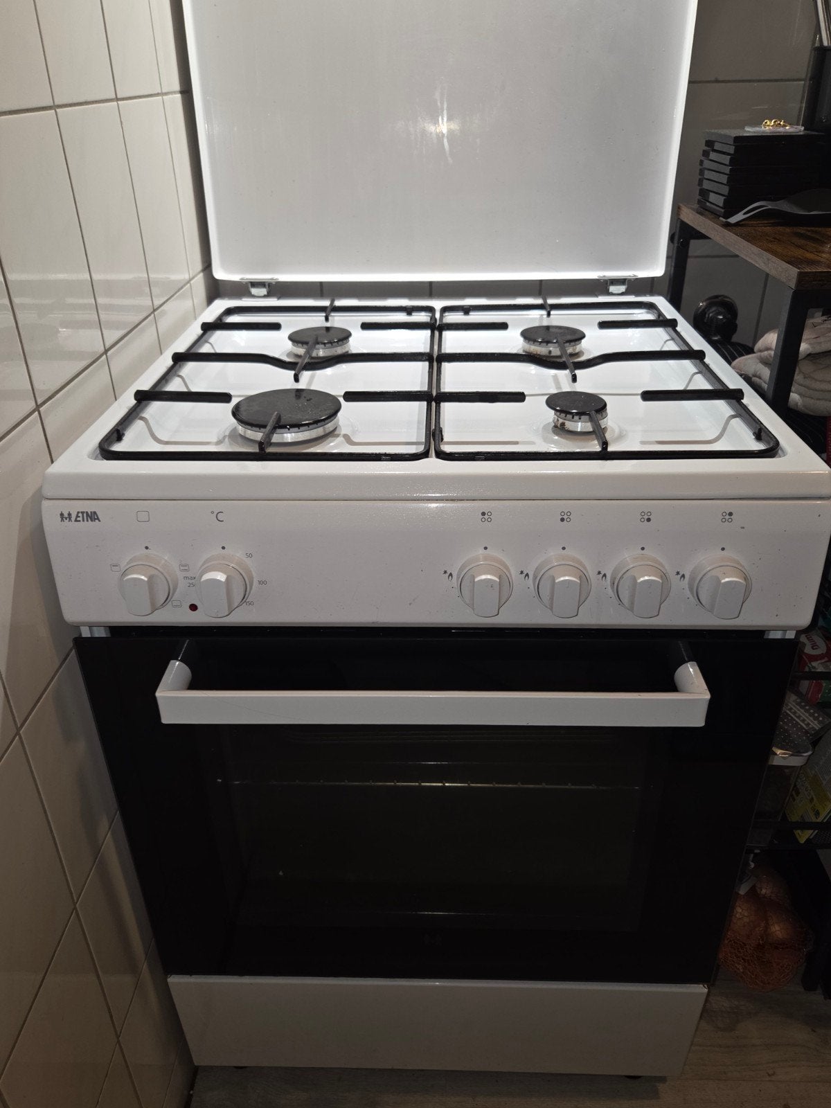 Etna gasfornuis met oven, Ophalen, Gebruikt, 4 kookzones, Gas