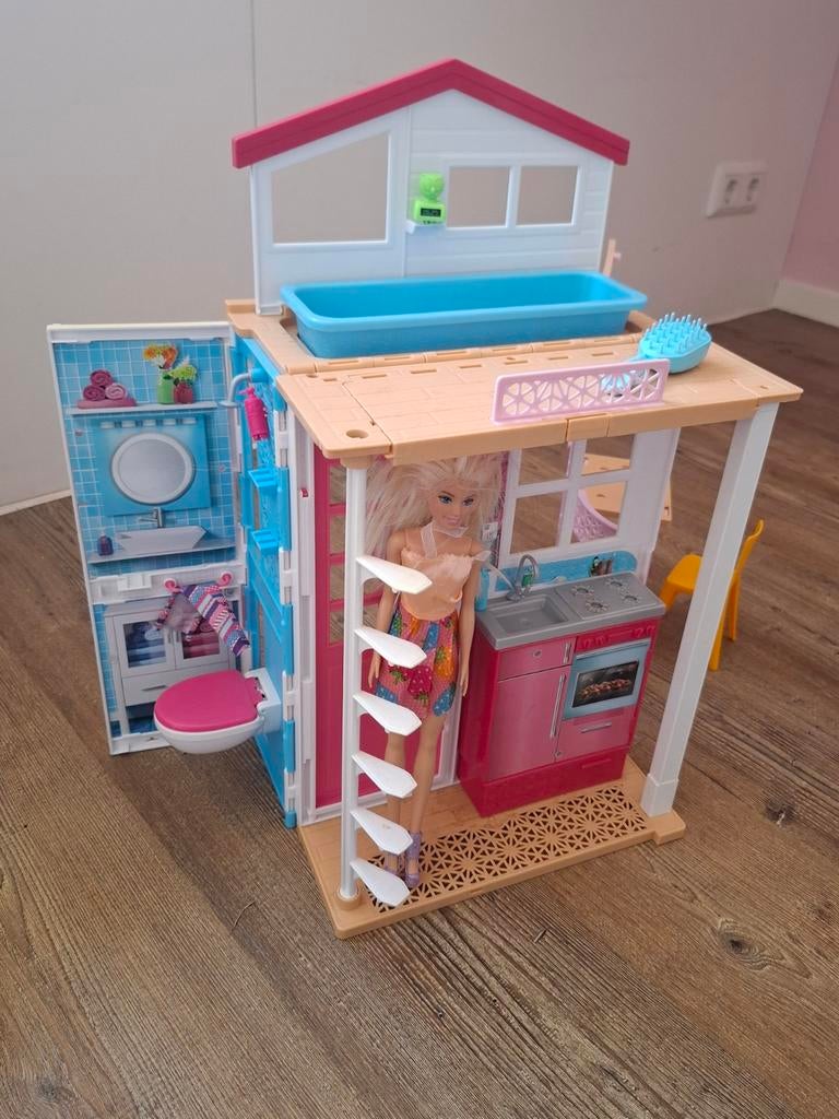 Barbie Huis Inklapbaar met Accessoires, Ophalen of Verzenden, Gebruikt, Poppenhuis