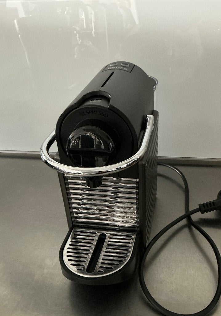 Nespresso Pixie koffie cups apparaat, 10 kopjes of meer, Koffiemachine, Ophalen of Verzenden, Zo goed als nieuw