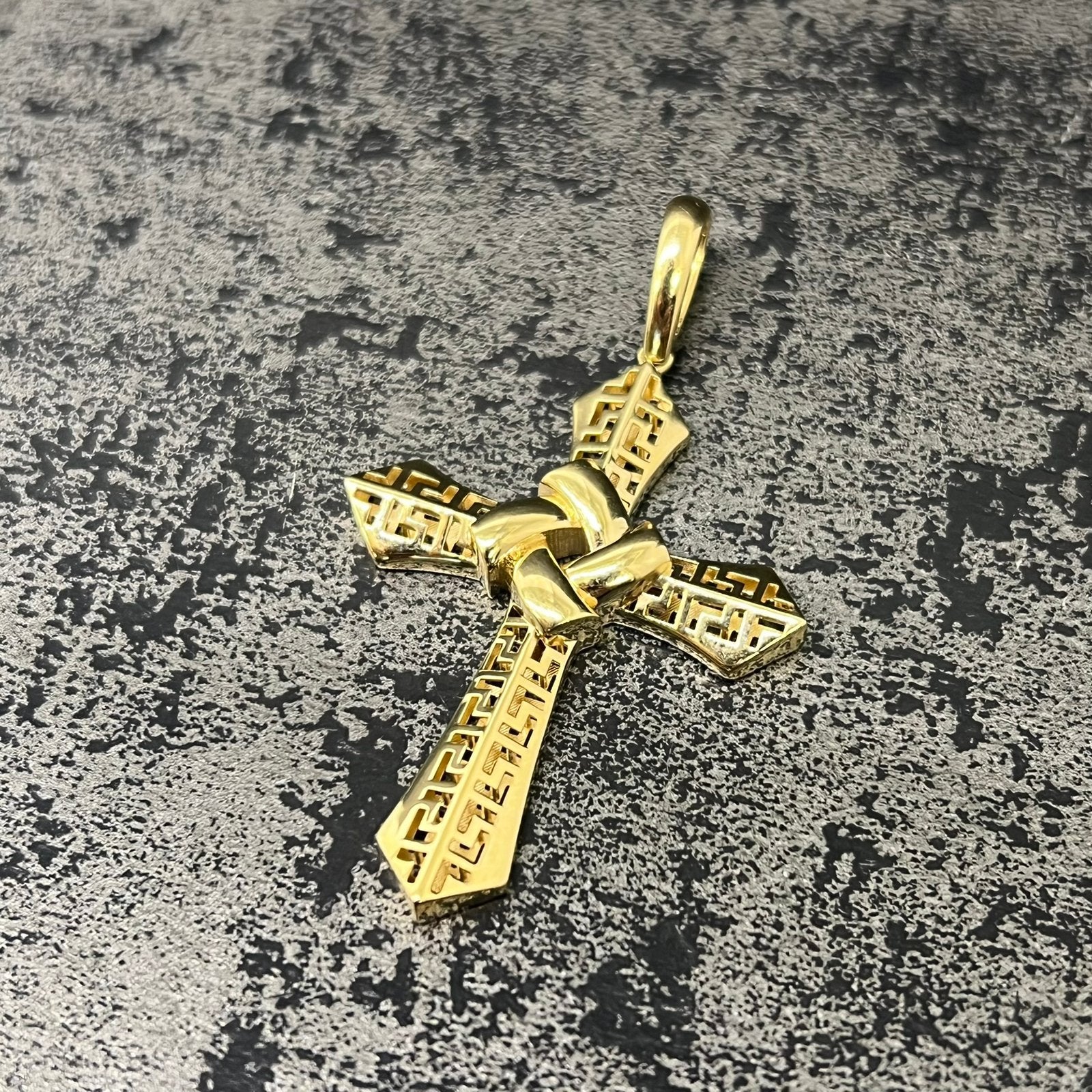 18k gouden kruis hanger versace model, Sieraden, Tassen en Uiterlijk, Kettinghangers, Ophalen of Verzenden, Nieuw, Goud, Kruis of Symbool