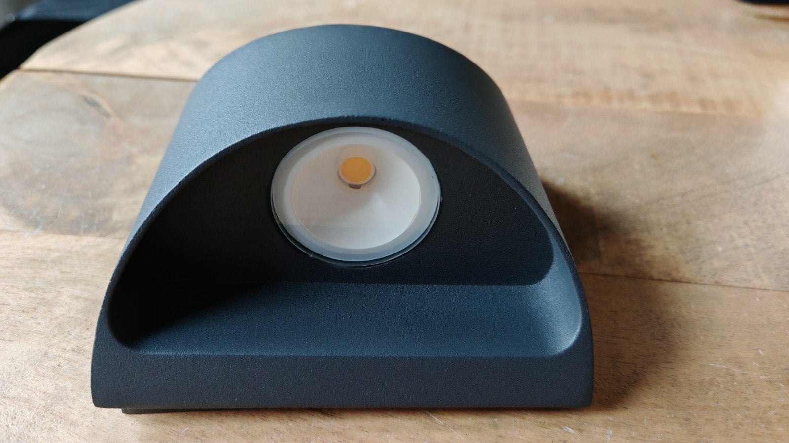 Wandlamp antraciet, licht schijnt aan 2 zijden, Ophalen of Verzenden, Nieuw