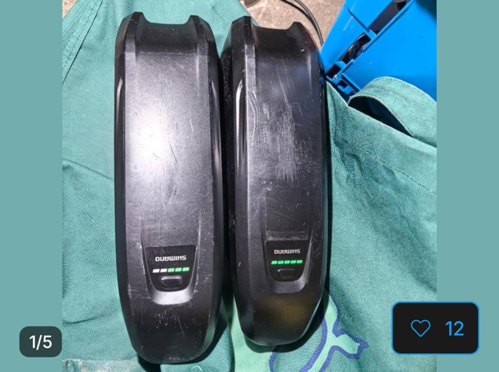 Shimano Steps BT-E8014 Accu's (2x) + Lader, Ophalen of Verzenden, Gebruikt