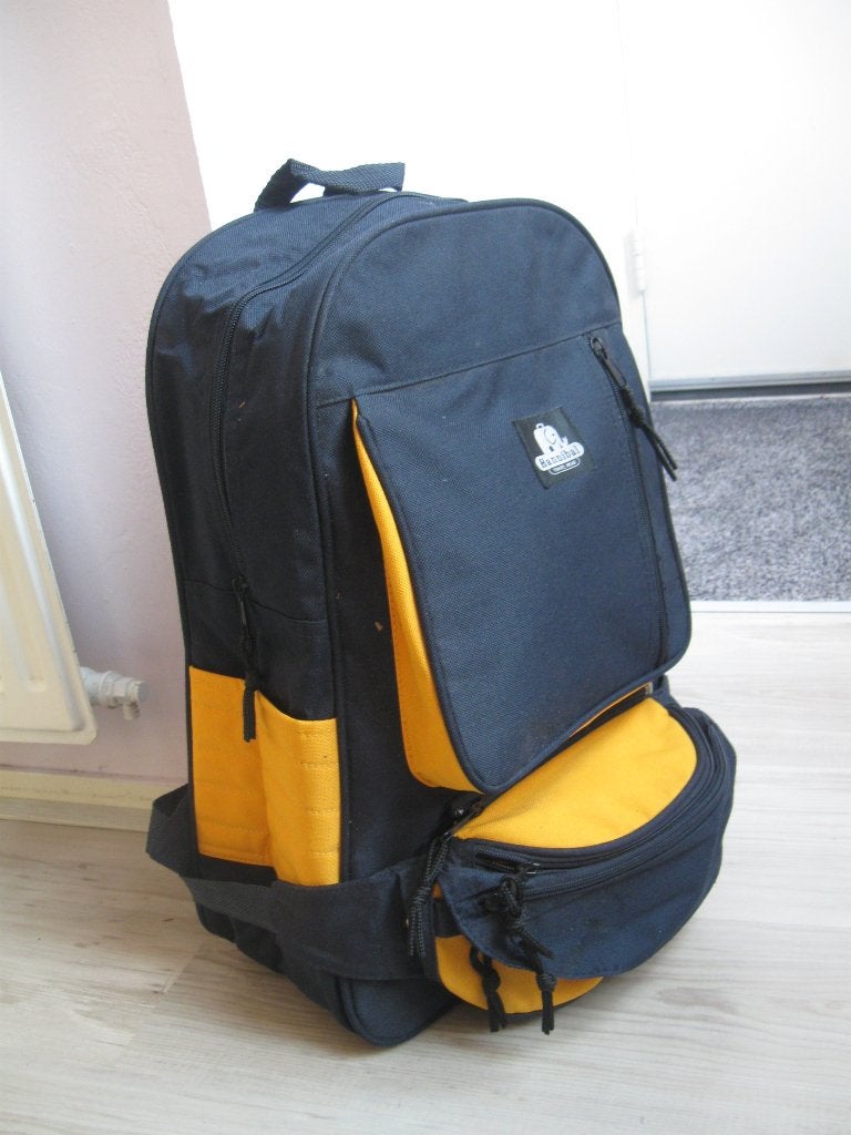 HANNIBAL travel wear blauwgele rugtas rugzak als nieuw, Overige merken, 25 tot 40 cm, Ophalen of Verzenden, Zo goed als nieuw