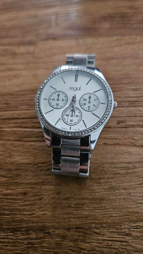 Dames Regal horloge - Zilverkleurig met strass, Ophalen of Verzenden