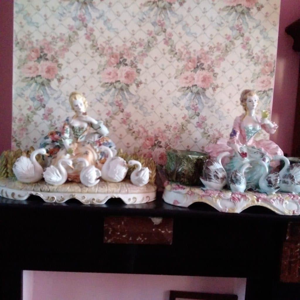 2 prachtige grote vintage porseleinen beelden. Italy!45e/st, Antiek en Kunst, Ophalen