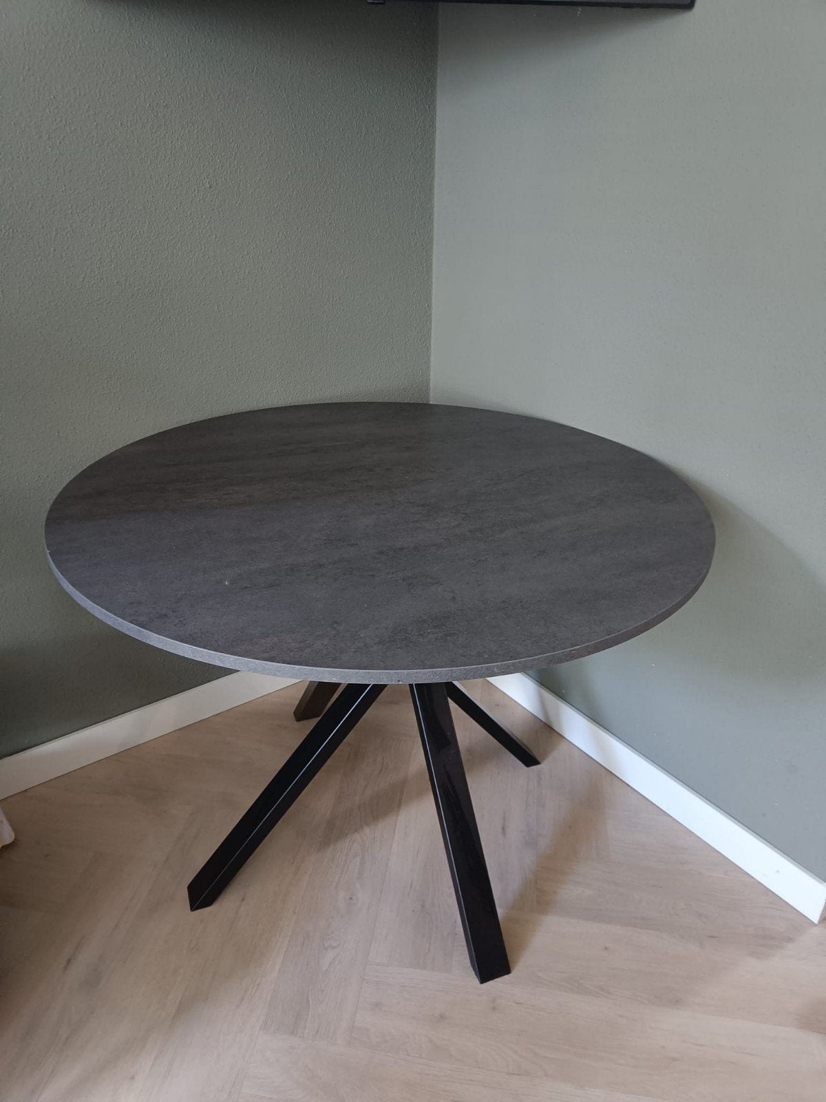 Ronde eettafel mariedamm, Huis en Inrichting, Tafels | Eettafels, Ophalen, 50 tot 100 cm, Overige materialen, Rond