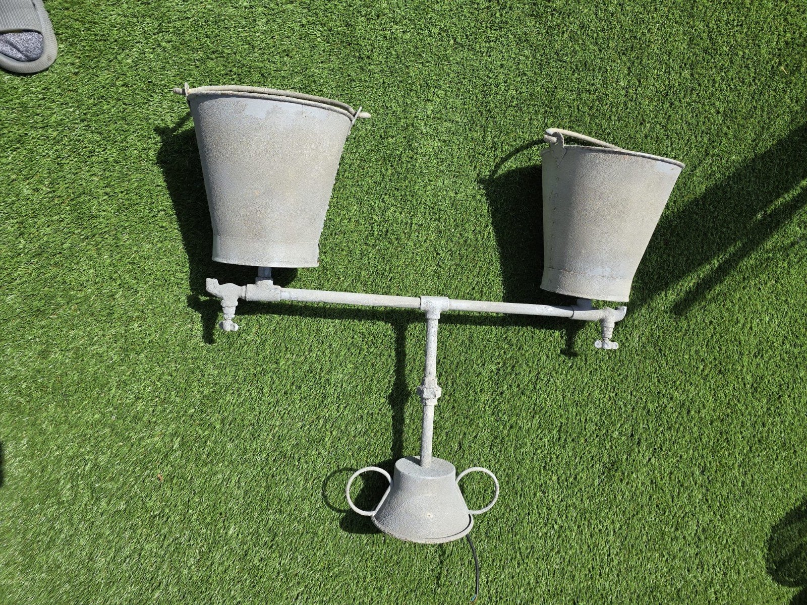 Unieke buitenlamp met emmers en kraan design, Ophalen, Gebruikt, Minder dan 50 watt, Overige typen