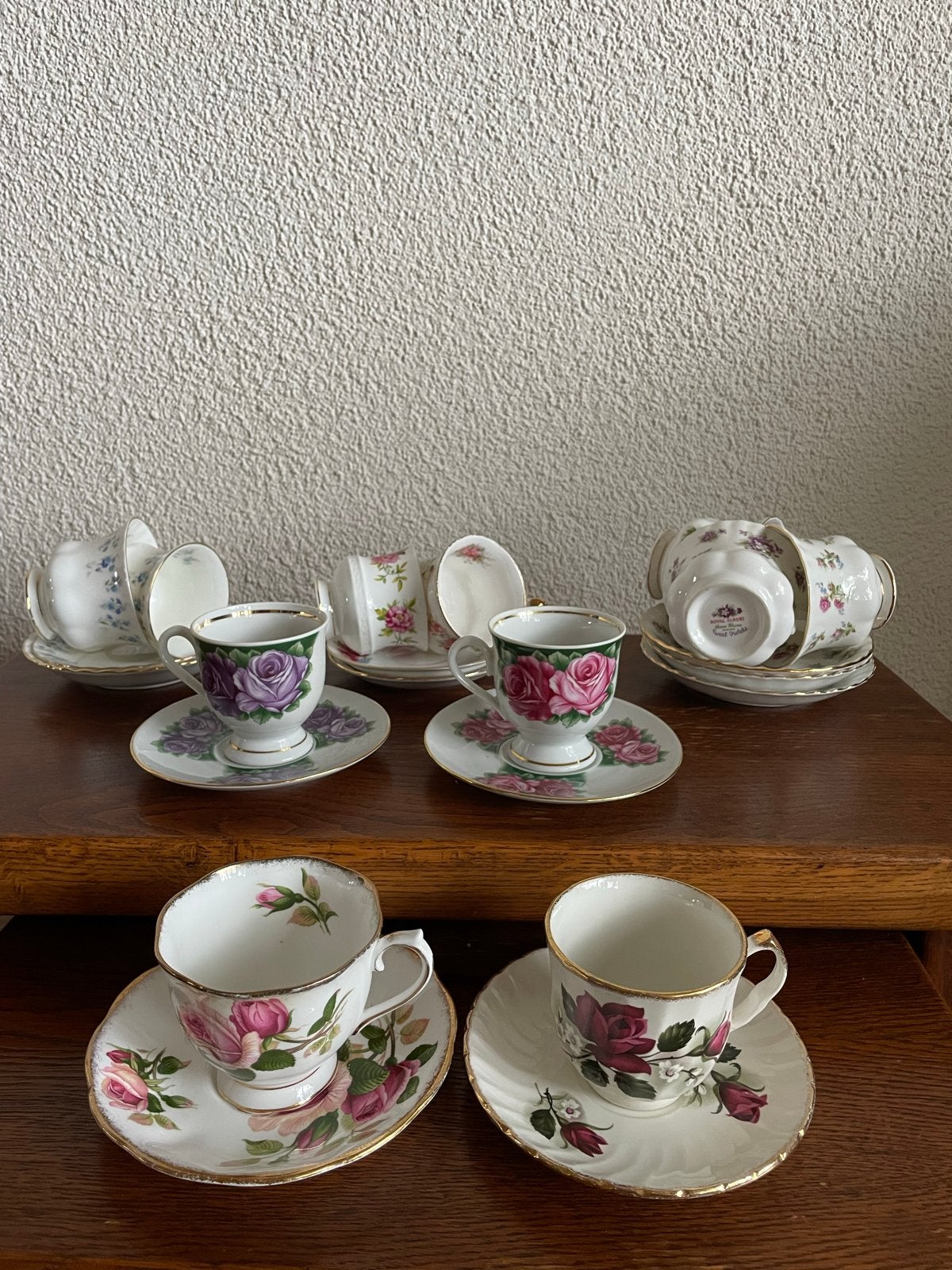 Vintage Porseleinen Kop en Schotels met Rozen, Ophalen