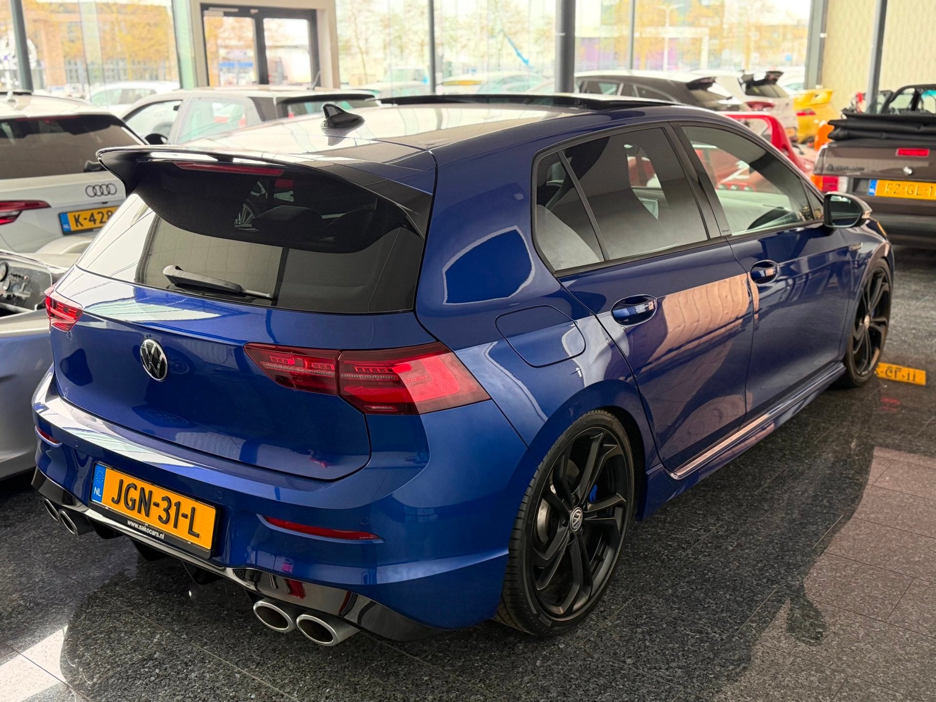 Volkswagen GOLF 2.0 TSI R 4Motion 333PK 2023 Blauw Bilstein, Auto's, Automaat, Dealer onderhouden, Gebruikt, 4 cilinders