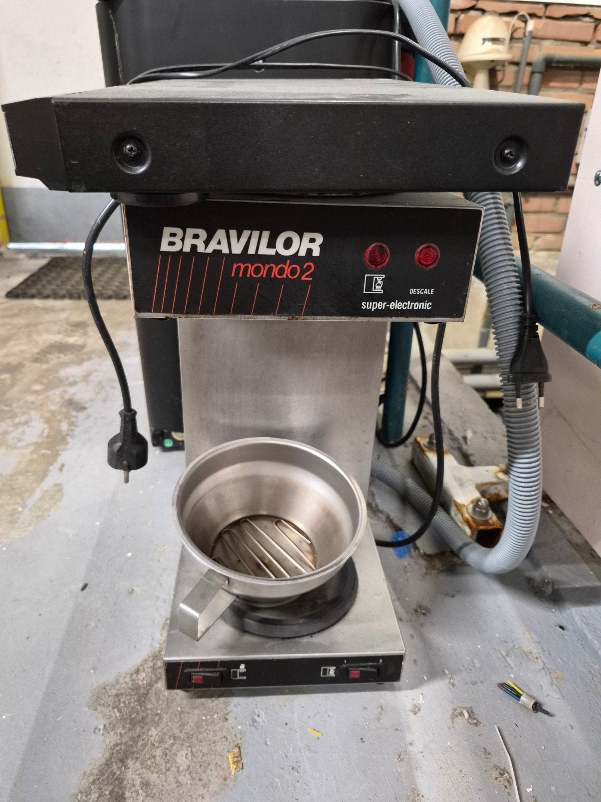 Bravilor Koffie perculator, 10 kopjes of meer, Ophalen, Koffiemachine