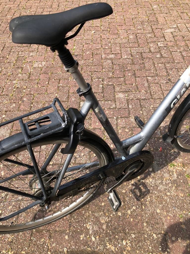 Damesfiets, Fietsen en Brommers, Fietsen | Dames | Sportfietsen en Toerfietsen, Ophalen of Verzenden, Zo goed als nieuw, Minder dan 10 versnellingen