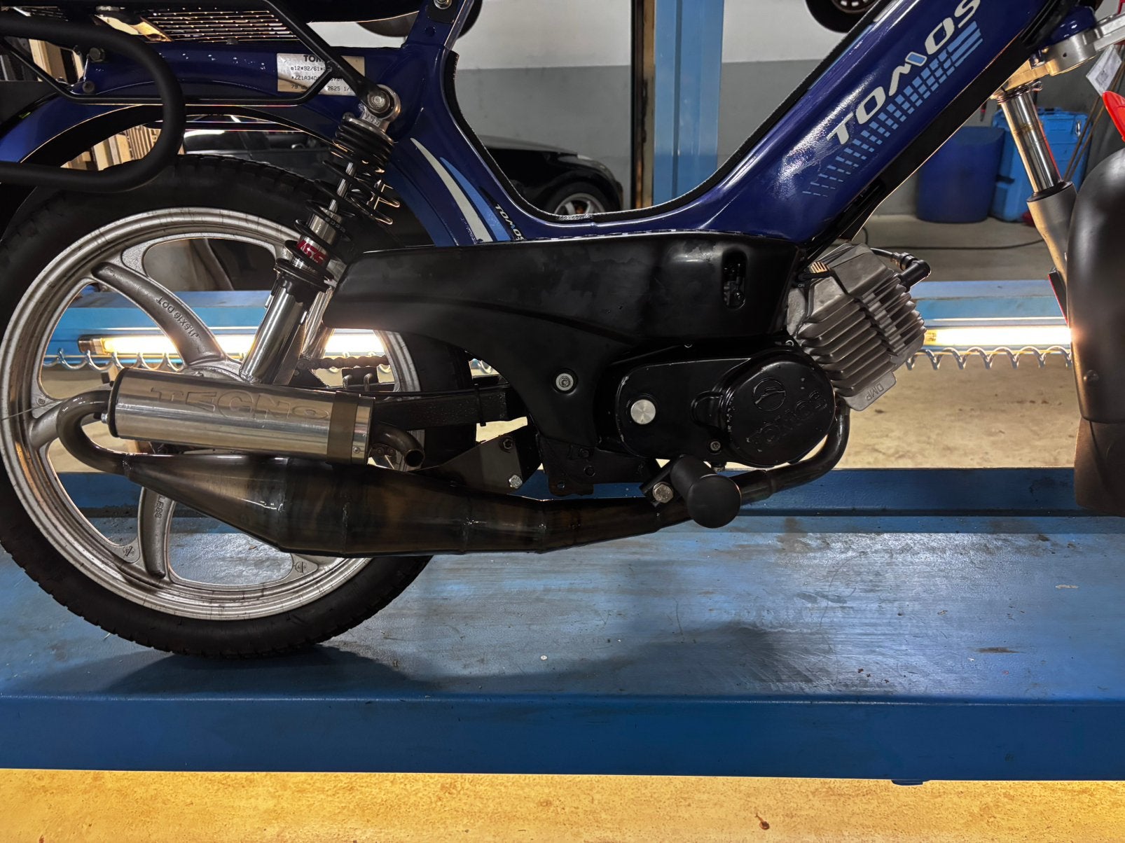 tomos terugloop en biturbo, Ophalen of Verzenden, Zo goed als nieuw, Standard