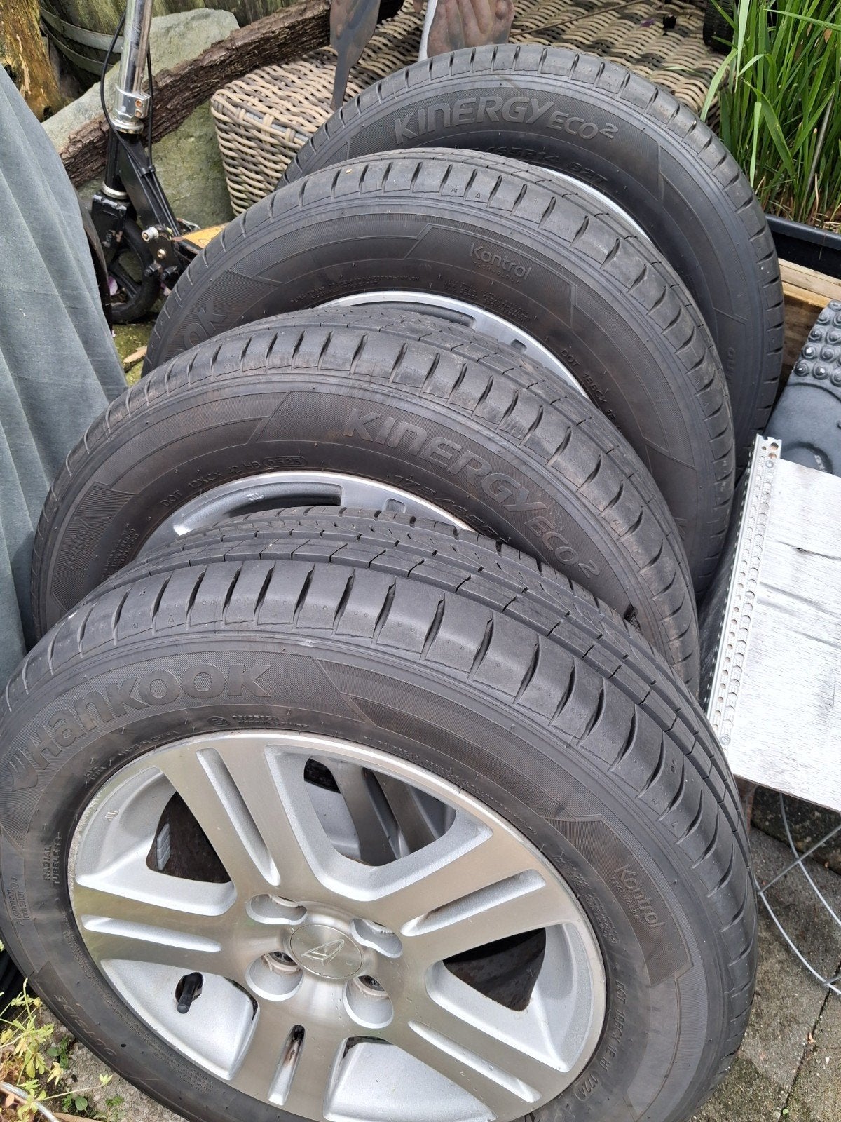 Daihatsu Velgen met Zeer Goede Hankook Banden, Ophalen, 14 inch, Gebruikt, 175 mm