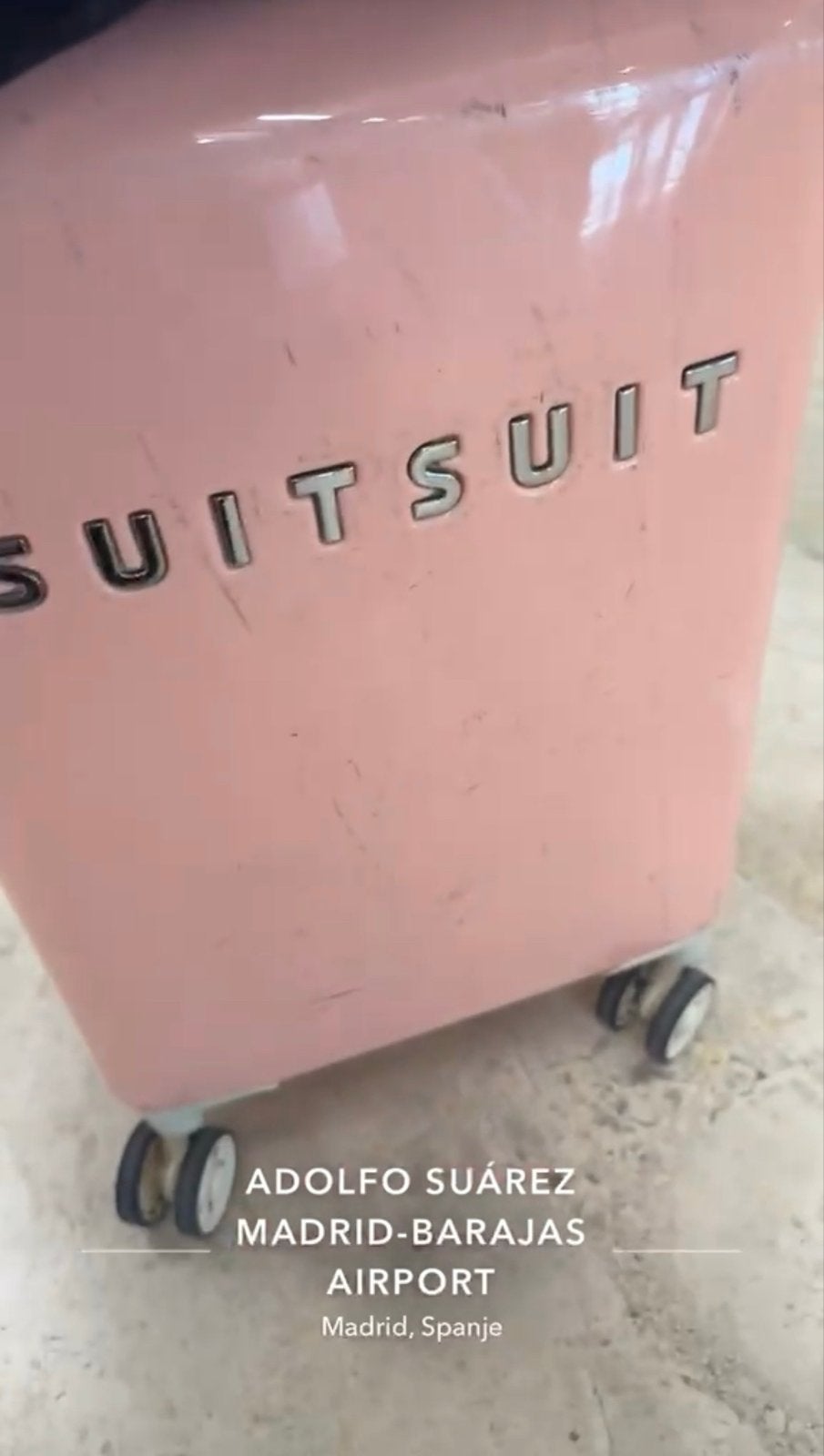 Roze SUITSUIT koffer handbagage & beschermhoes, Gebruikt, 50 tot 60 cm, Hard kunststof, 35 tot 45 cm
