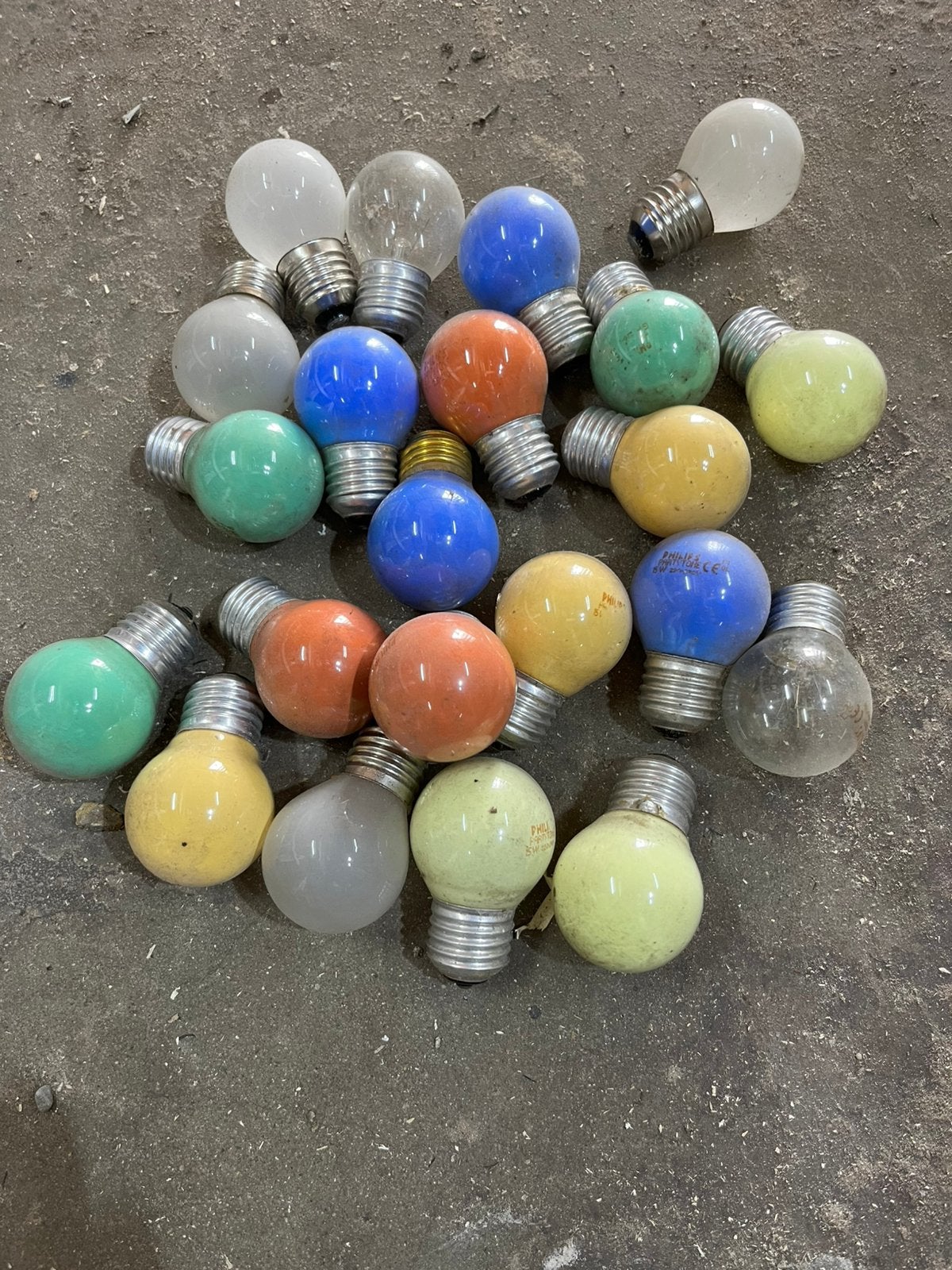 Gekleurde lampen E27 feestverlichting, Huis en Inrichting, Lampen | Losse lampen, Ophalen of Verzenden, Zo goed als nieuw, E27 (groot)