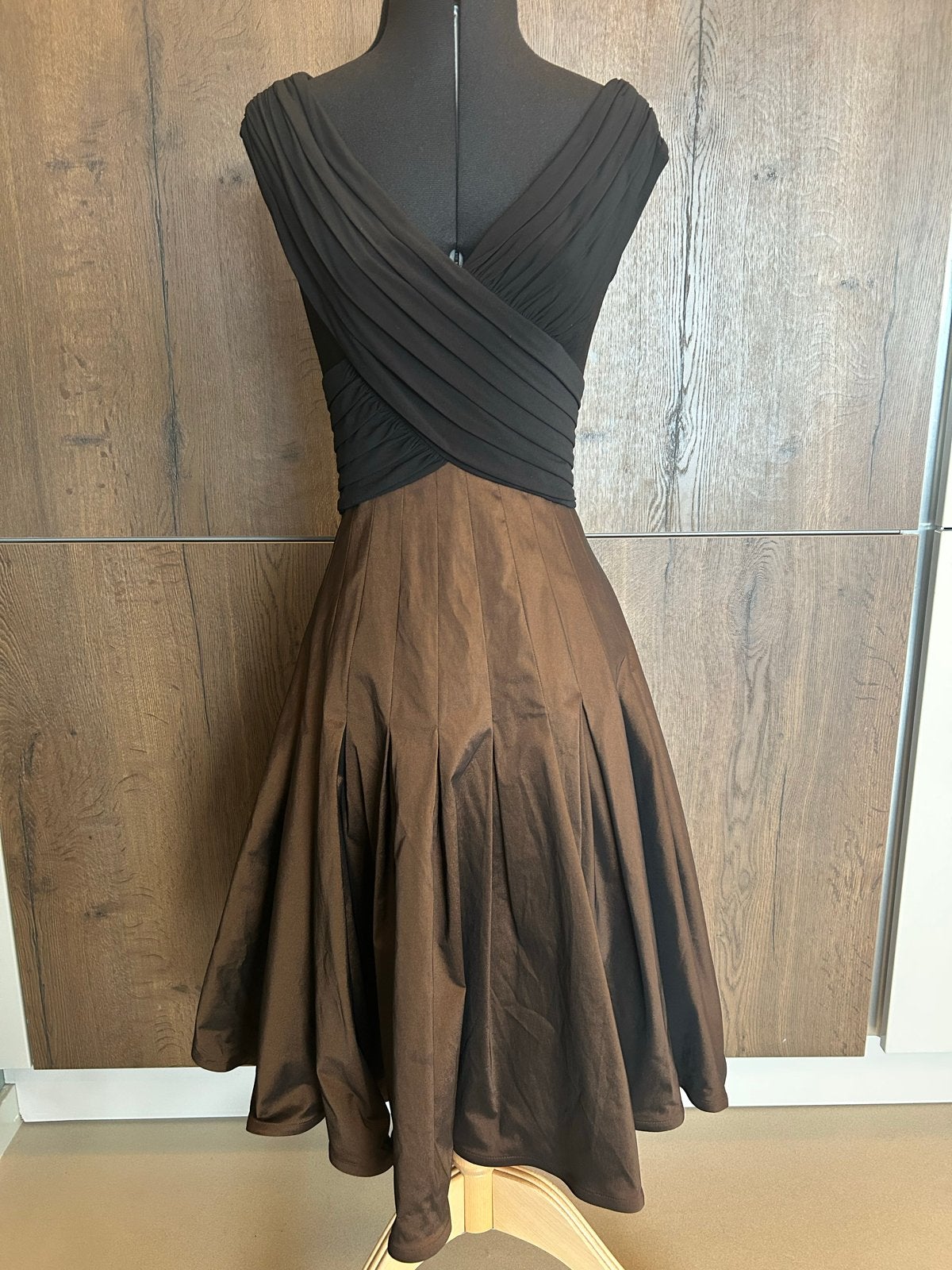 Elegante jurk zwart/bruin, maat S, Zwart, Ophalen of Verzenden, Zo goed als nieuw, Maat 36 (S)