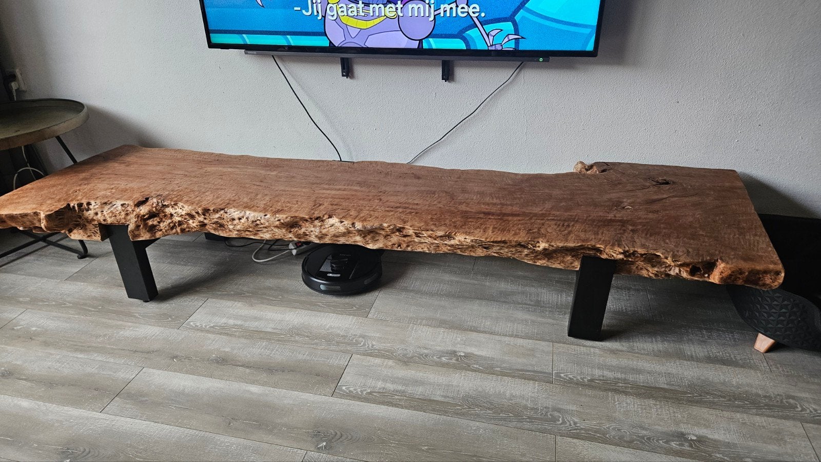 Uniek Suar TV-meubel (250 kg) - Pootje te repareren, Ophalen, Gebruikt, 200 cm of meer, Overige houtsoorten