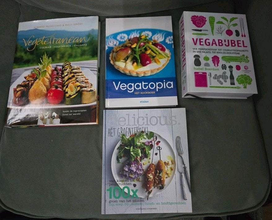 Vega kookboeken set, Ophalen of Verzenden, Nieuw, Voorgerechten en Soepen, Vegetarisch