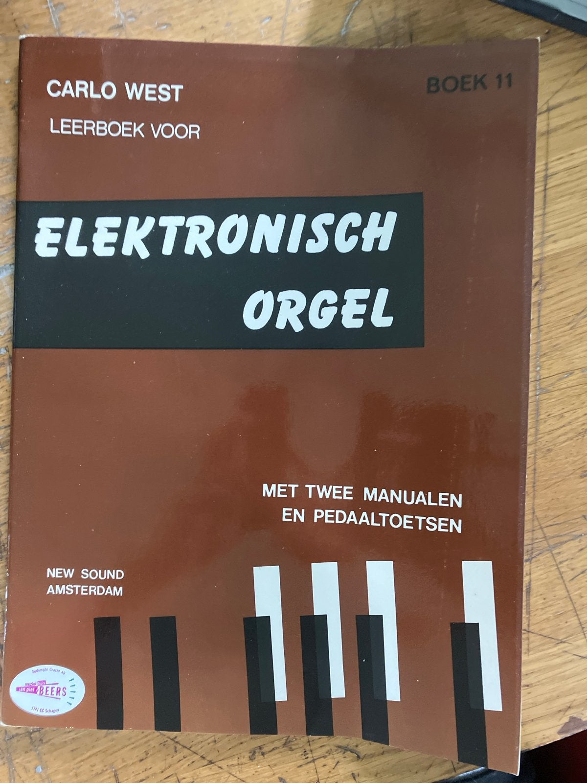 Leerboek Elektronisch Orgel Carlo West Boek 11, Muziek en Instrumenten, Ophalen of Verzenden, Zo goed als nieuw