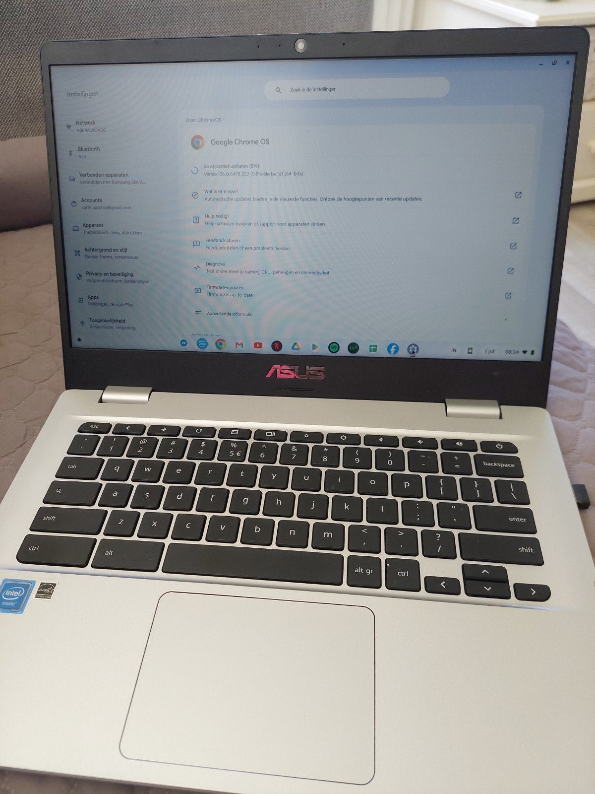 ASUS Chromebook C423NA (14 inch) - Z.g.a.n. + Lader, Computers en Software, Desktop Pc's, Ophalen, 32 GB eMMC, Minder dan 4 GB