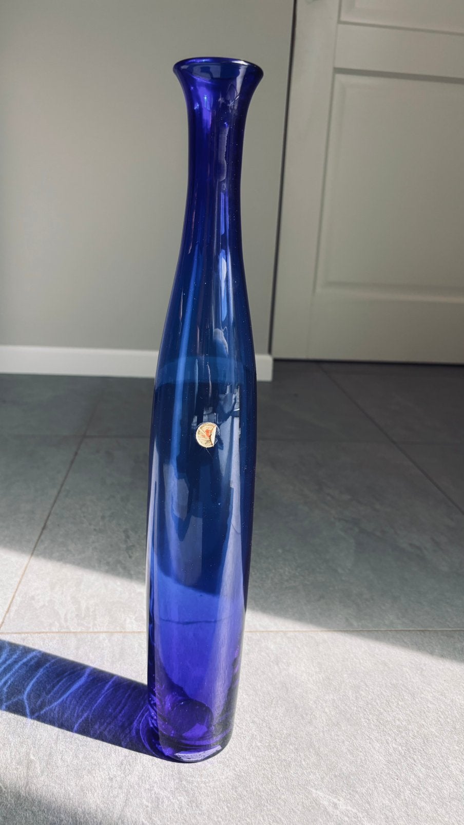 Zo'n 50 cm Fles Leerdam blauw glas of kristal, Ophalen of Verzenden, Zo goed als nieuw