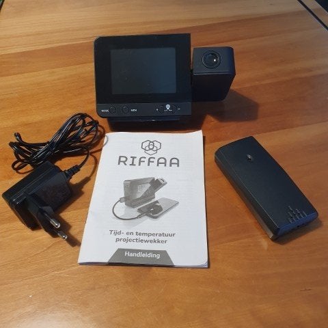 Wekker digitaal met weerstation en plafond projectie Riffaa, Ophalen of Verzenden, Nieuw, Digitaal