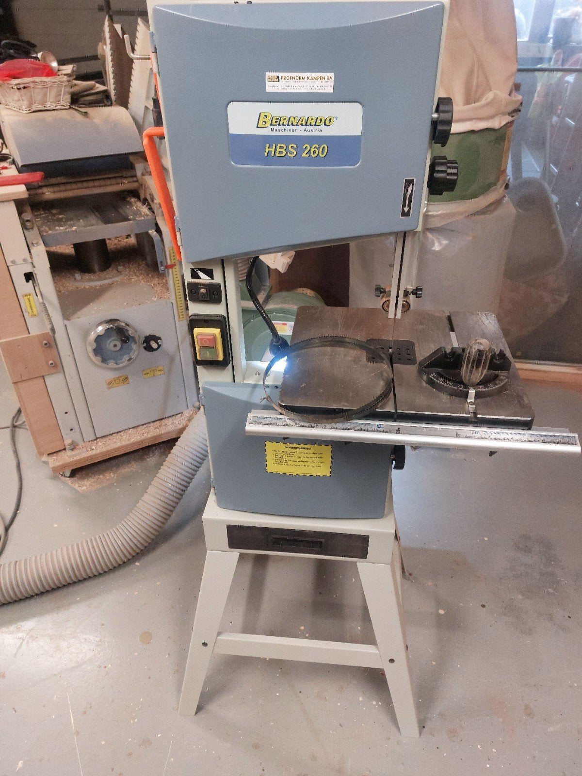 Nog mooie lintzaag merk bernardo, 70 mm of meer, Ophalen of Verzenden, Zo goed als nieuw, Lintzaag