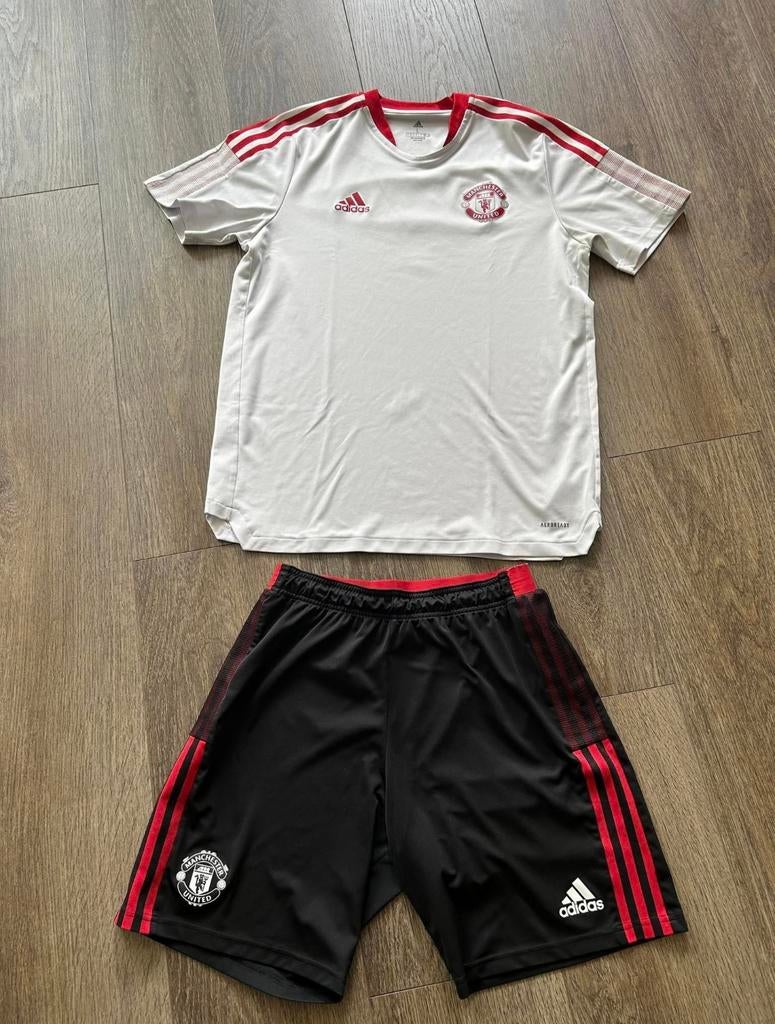Manchester United tenue 2021-2022 mt M/L izgst, Ophalen of Verzenden, Zo goed als nieuw, Shirt