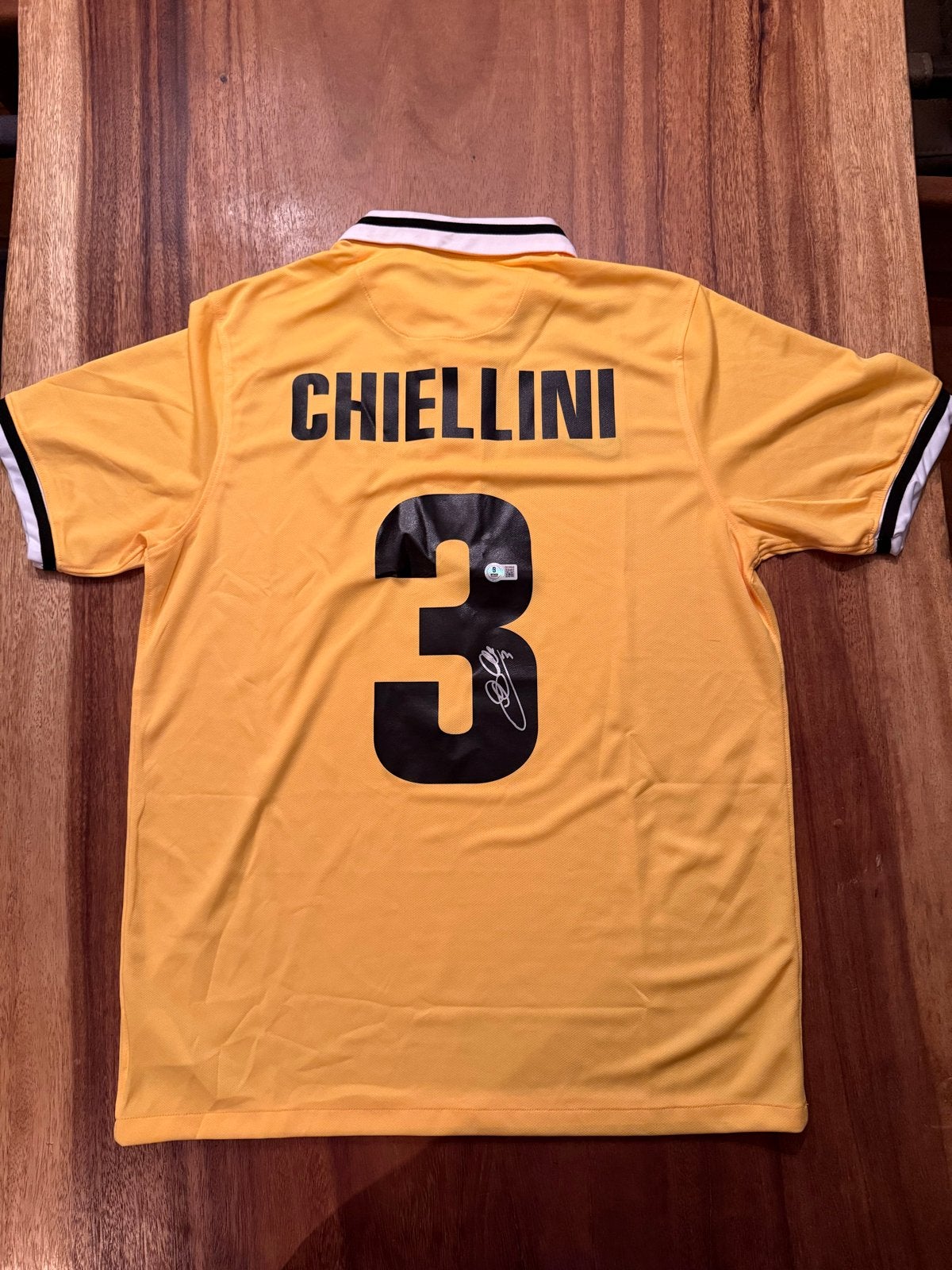 Gesigneerd Juventus Chiellini Shirt - Met Beckett, Verzamelen, Sportartikelen en Voetbal, Ophalen of Verzenden, Nieuw, Buitenlandse clubs