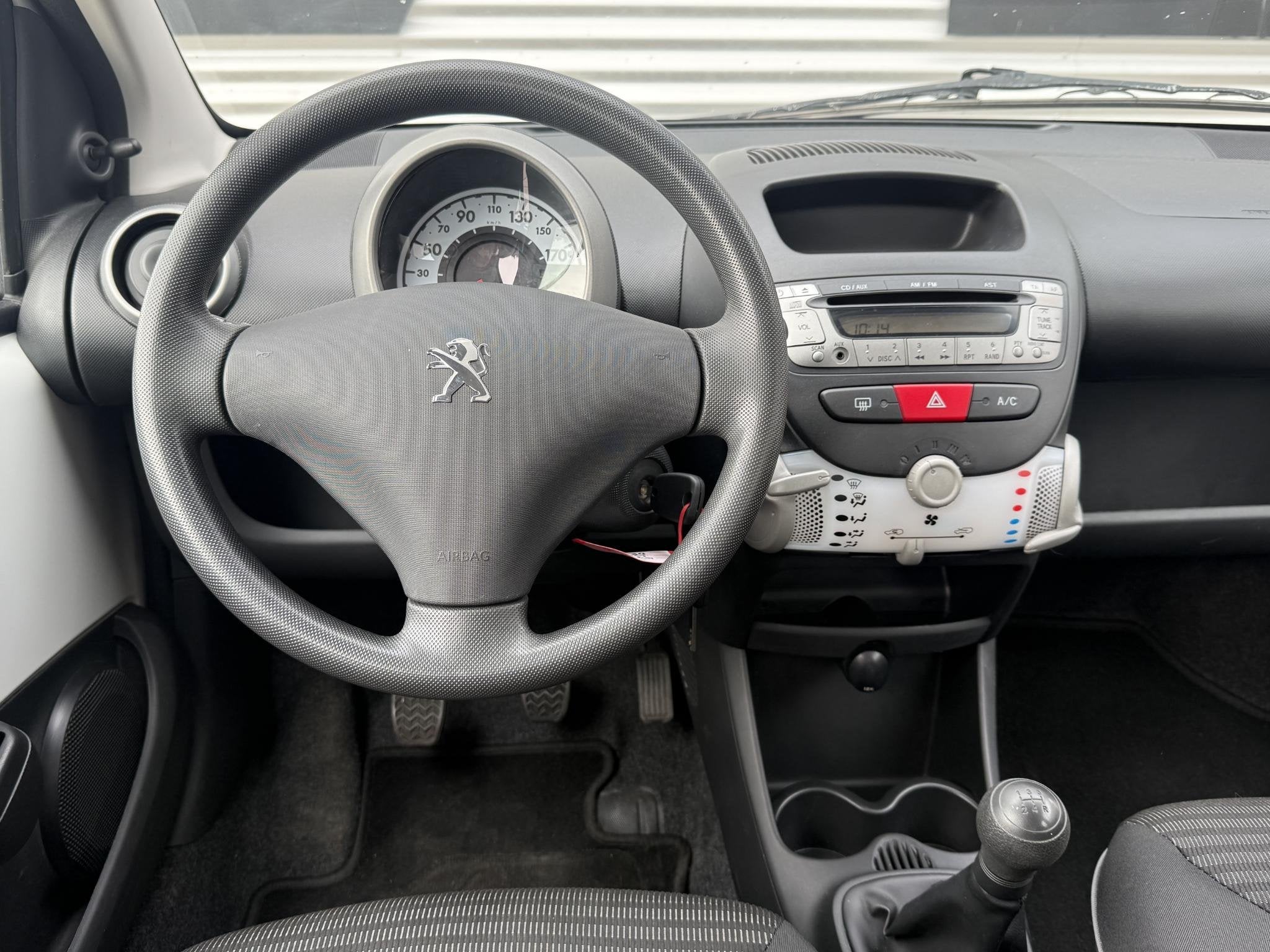 Peugeot 107 1.0 Active Airco|5-Deurs|NL Auto|Elektr. Ramen|L, Voorwielaandrijving, Euro 5, Stof, Gebruikt