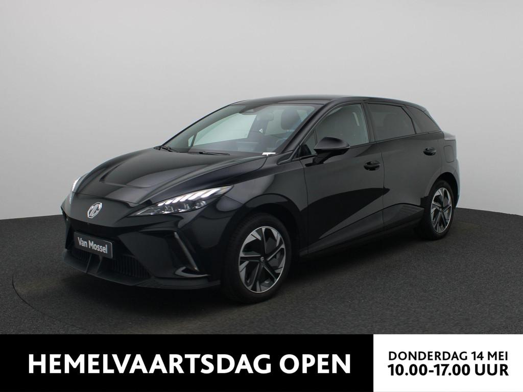 MG MG4 64 kWh Luxury | SOH 96,5% | Camera | Carplay | Naviga, Auto's, MG, Bedrijf, Te koop, MG4, 360° camera, Airbags, Airconditioning