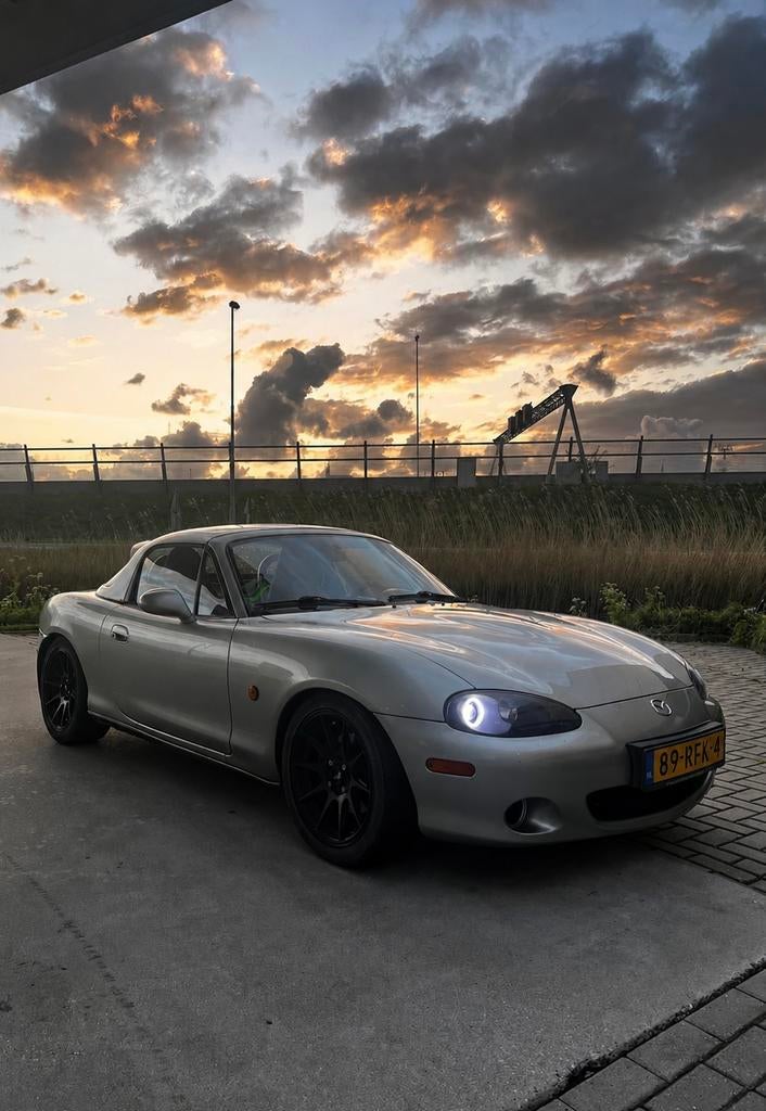 Mazda MX-5 1.6 I 2003 silver blues, Ophalen
