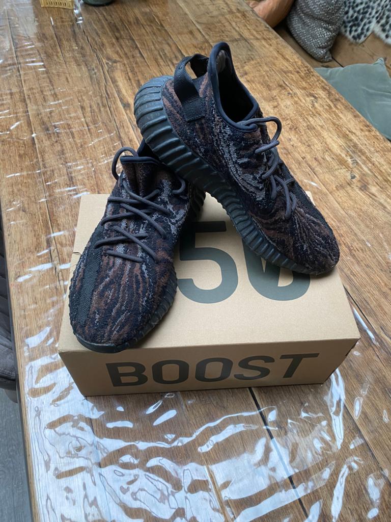 Yeezy”s, Kleding | Heren, Schoenen, Ophalen of Verzenden, Zo goed als nieuw, Zwart