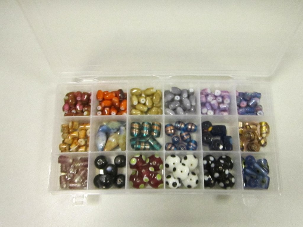 Kralen glas in doos, div. kleuren en vormen GRATIS VERZENDEN, Ophalen of Verzenden, Nieuw, Kraal
