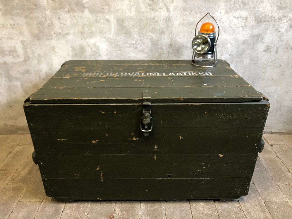 Stoere grote houten legerkist | gereedschapkist Finland, Huis en Inrichting, Ophalen, Minder dan 50 cm, Gebruikt, 50 tot 100 cm