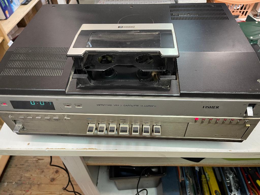FISHER VBS-7000 BETAMAX Recorder met defect, N, Betamax-speler of -recorder, Ophalen of Verzenden, N