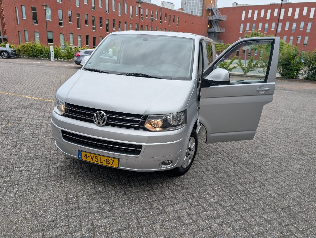 Volkswagen Transporter T5 2.0 TDI 140pk L1H1 Dubbele Cabine, Euro 5, Stof, 4 cilinders, Volkswagen